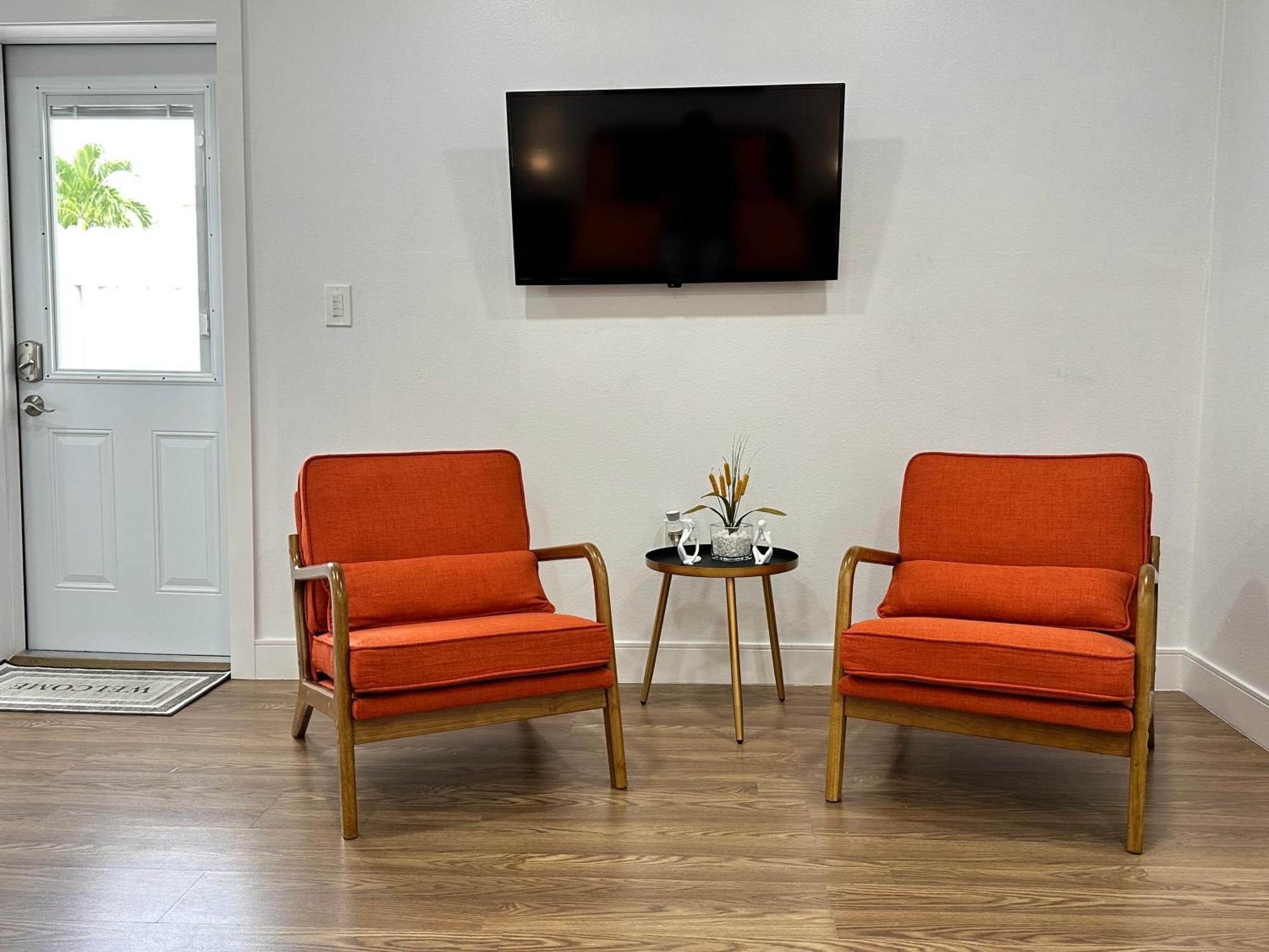 Cozy And Centric Apartment Cape Coral Luaran gambar