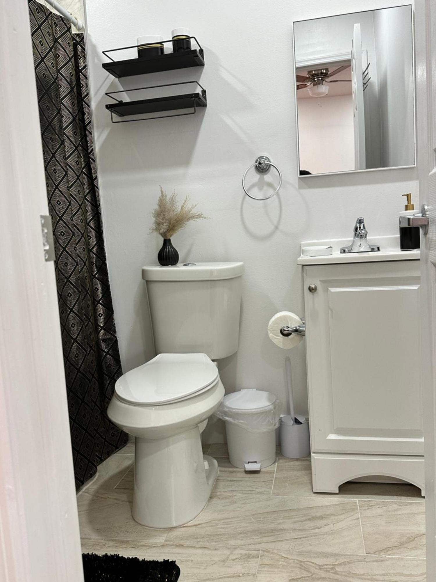 Cozy And Centric Apartment Cape Coral Luaran gambar